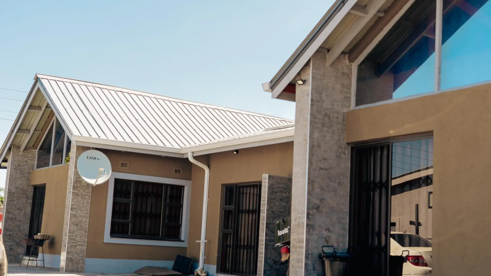Vandamazi residence